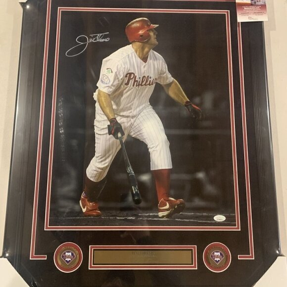 Jim Thome autograph signed Philadelphia Phillies 16x20 spotlight photo framedJSA - Picture 1 of 4